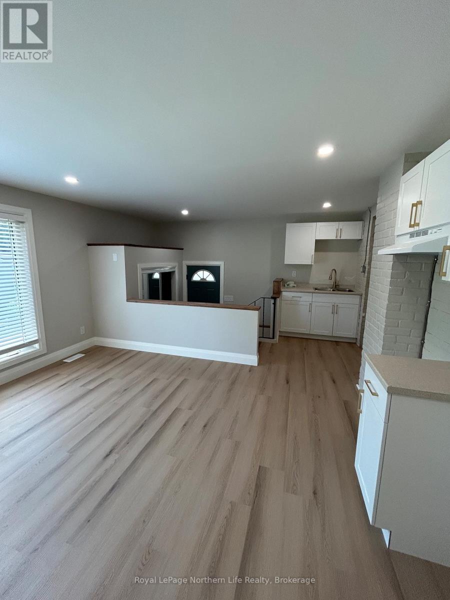 1079 CASSELLS STREET - 5