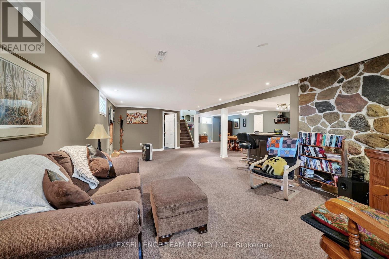 1120 LASALLE ROAD - Image 30
