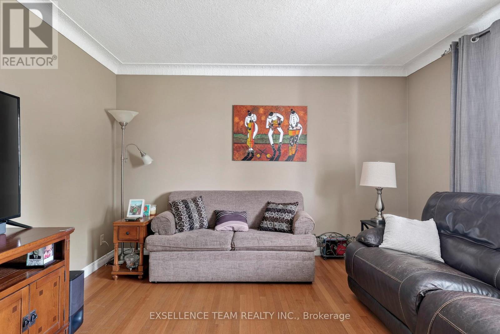1120 LASALLE ROAD - 6