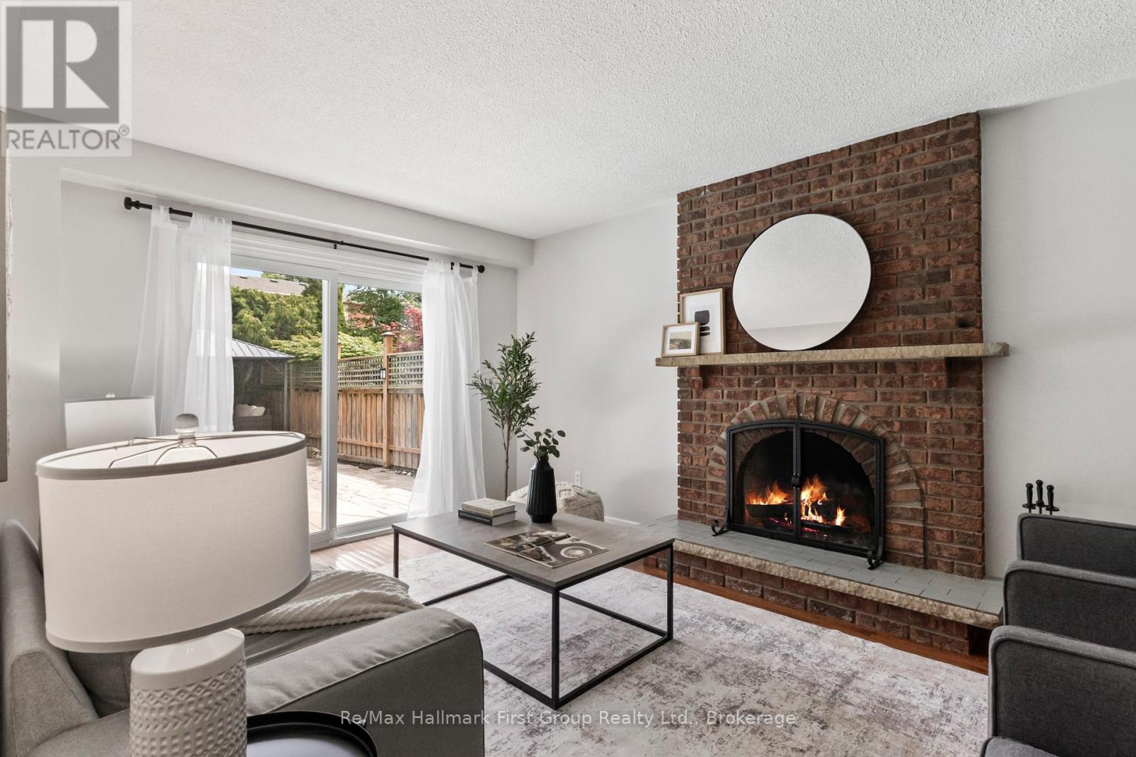 523 REYNOLDS STREET - 20