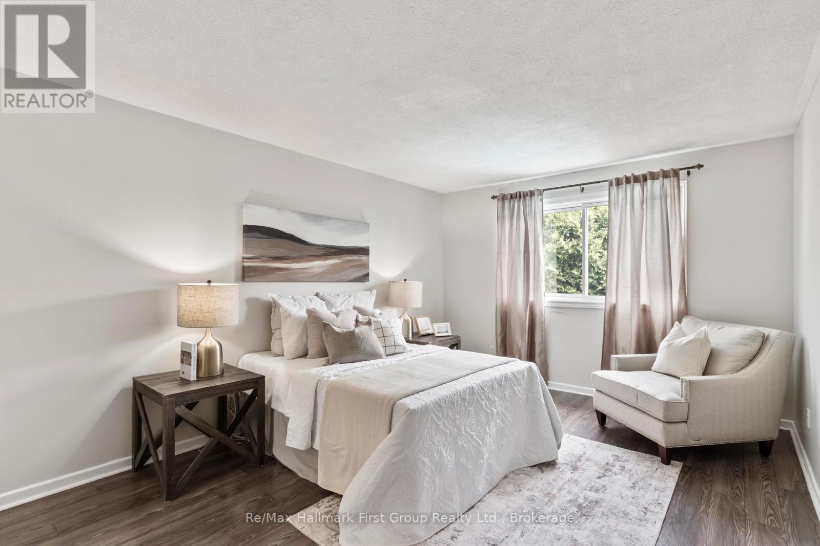 523 REYNOLDS STREET - 25