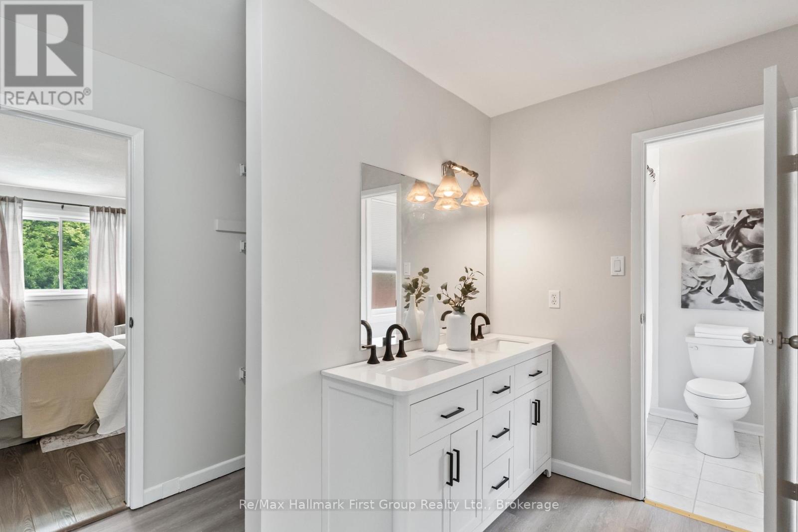 523 REYNOLDS STREET - 27