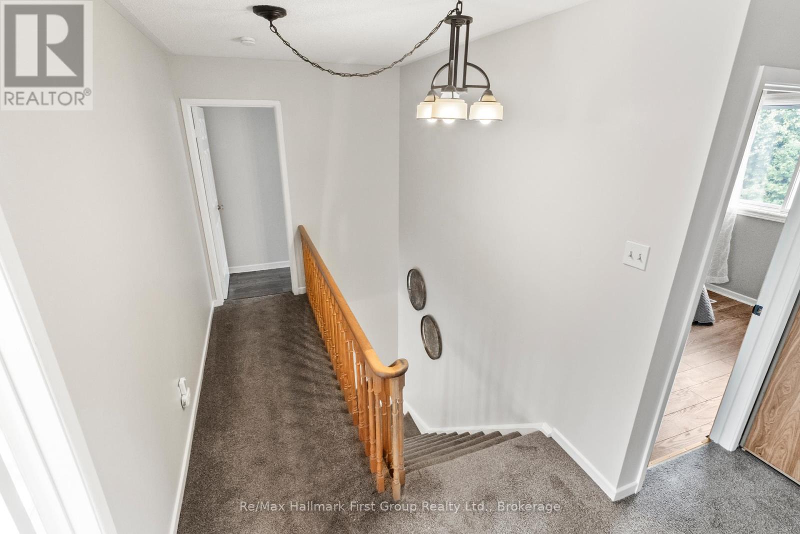 523 REYNOLDS STREET - 36
