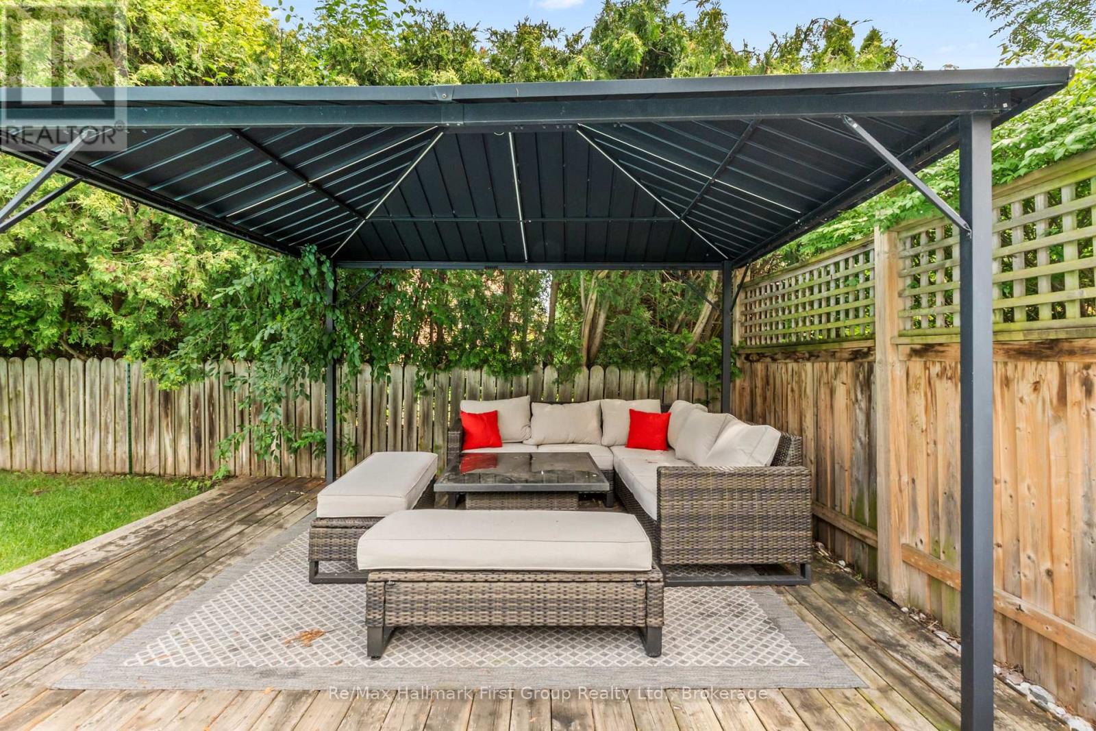 523 REYNOLDS STREET - 45