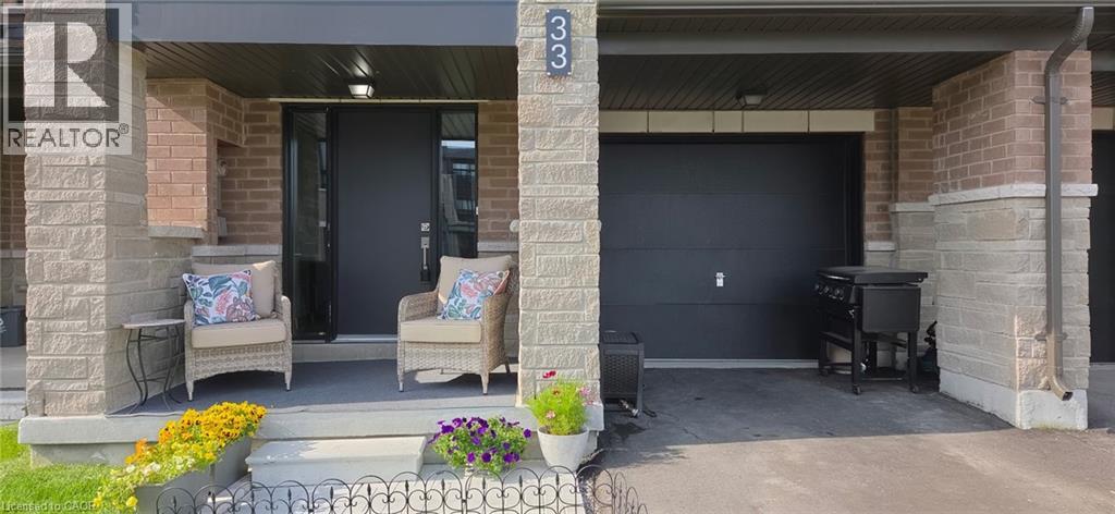 33 RED MAPLE Lane - 1