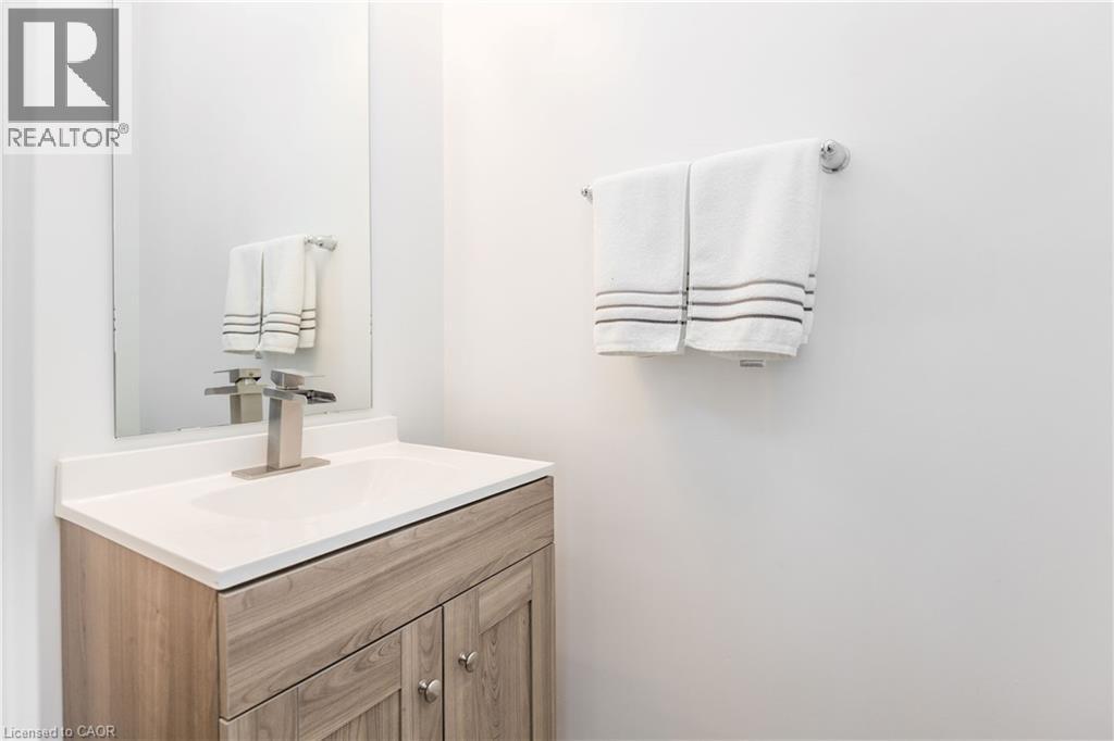 33 RED MAPLE Lane - 22