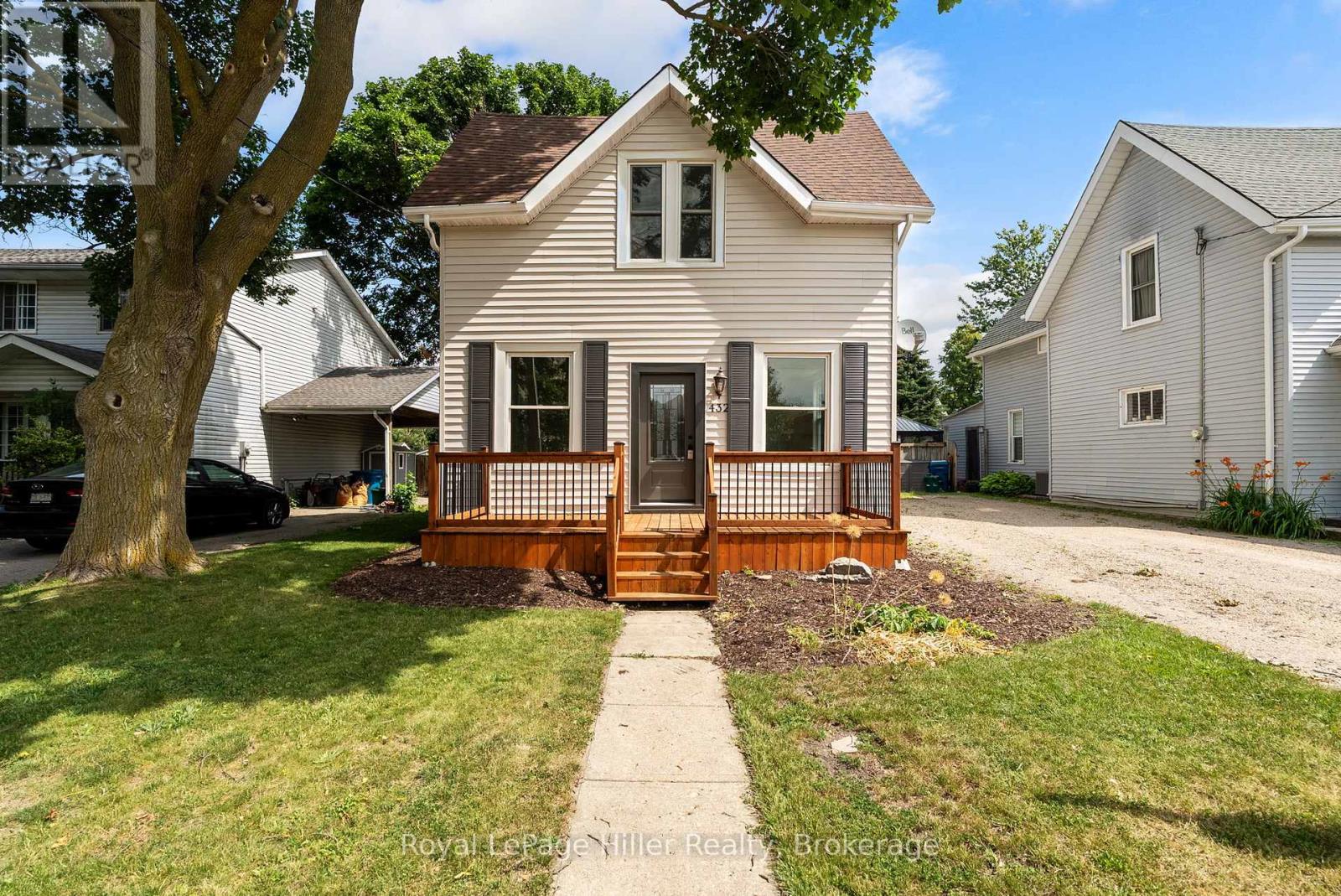 432 ALBERT STREET - 1