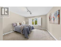 69 Gustav Crescent, Toronto, ON M2M4G9 Photo 20