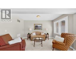 69 Gustav Crescent, Toronto, ON M2M4G9 Photo 25