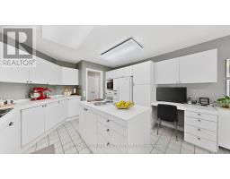 Office - 69 Gustav Crescent, Toronto, ON M2M4G9 Photo 6