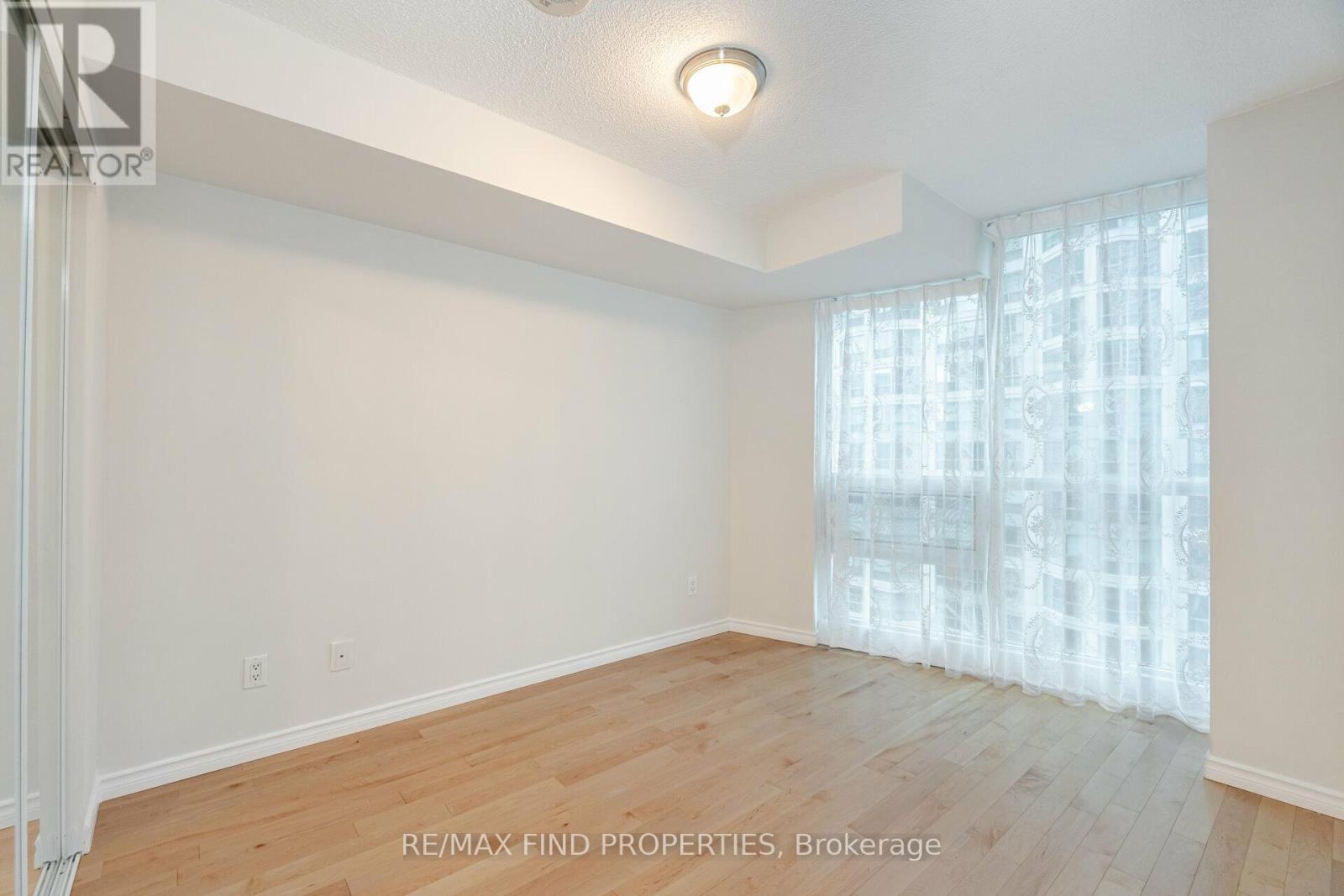 #1505 12 YONGE STREET - 17