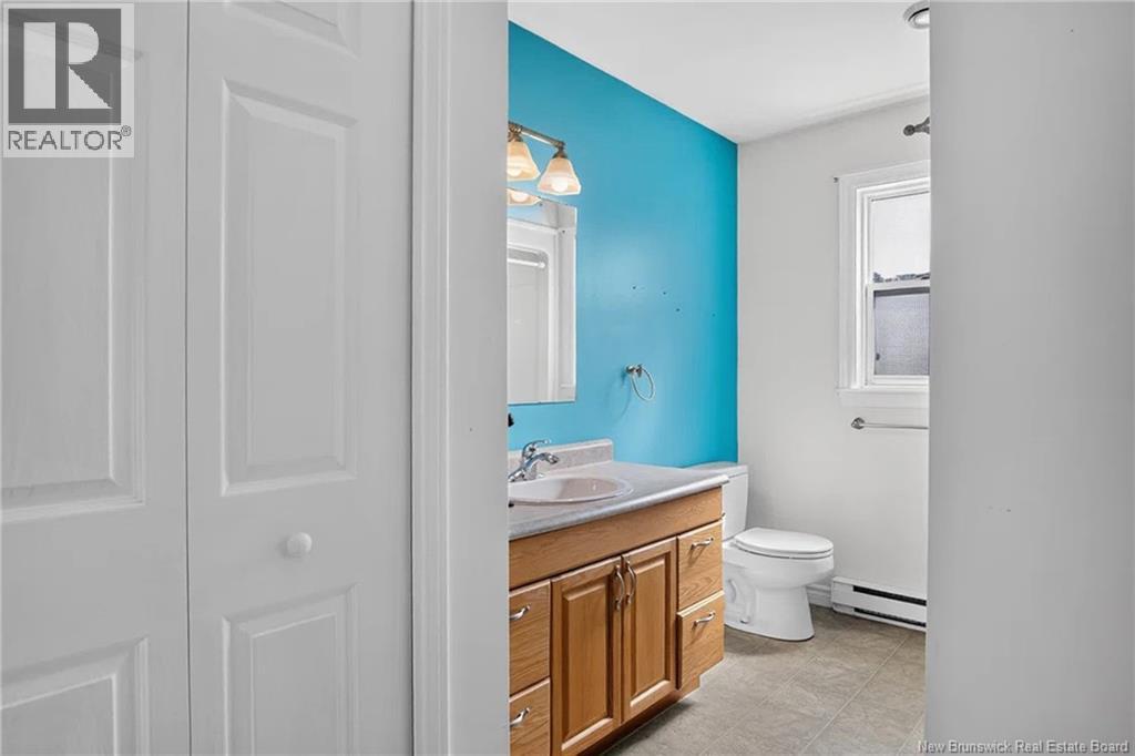 47 Glenwood Drive - 25