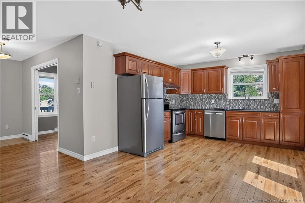 47 Glenwood Drive - Image 11