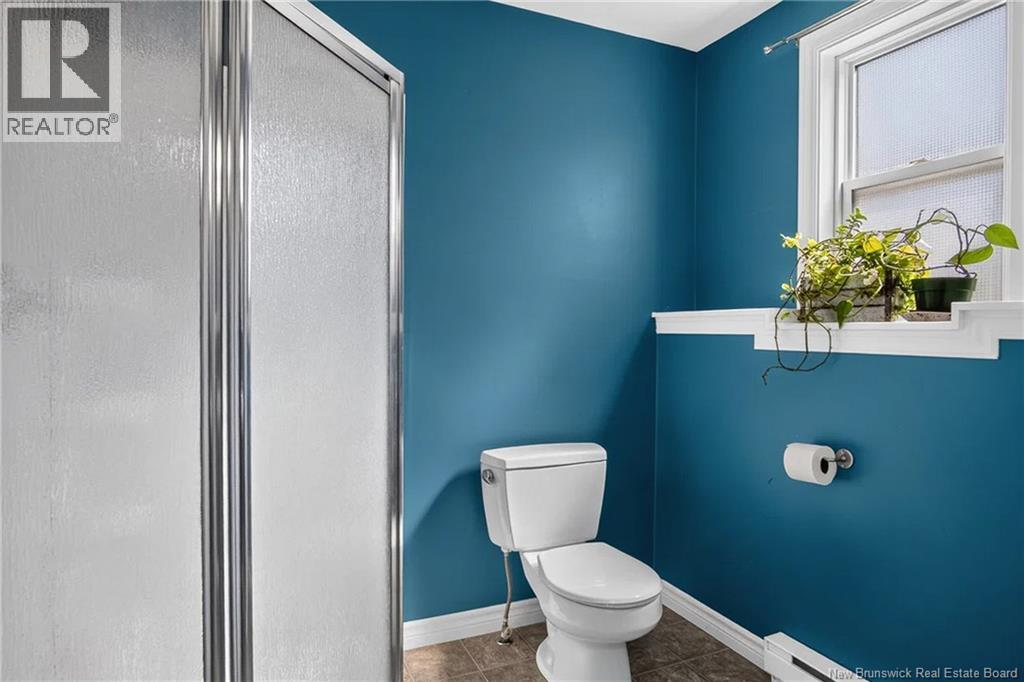 47 Glenwood Drive - 33