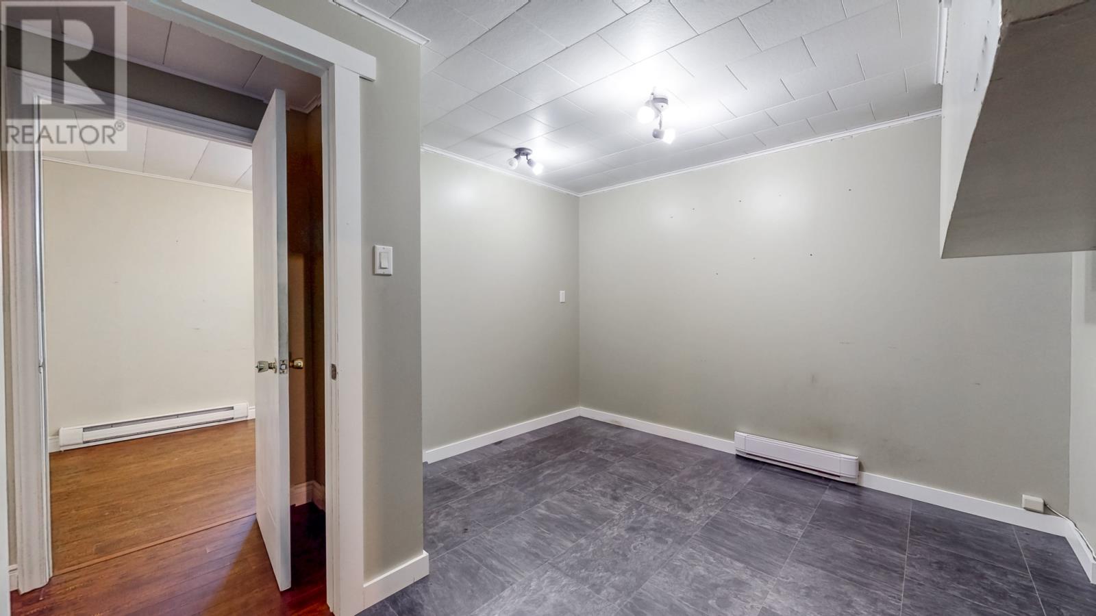 23 Cherrington Street - 33