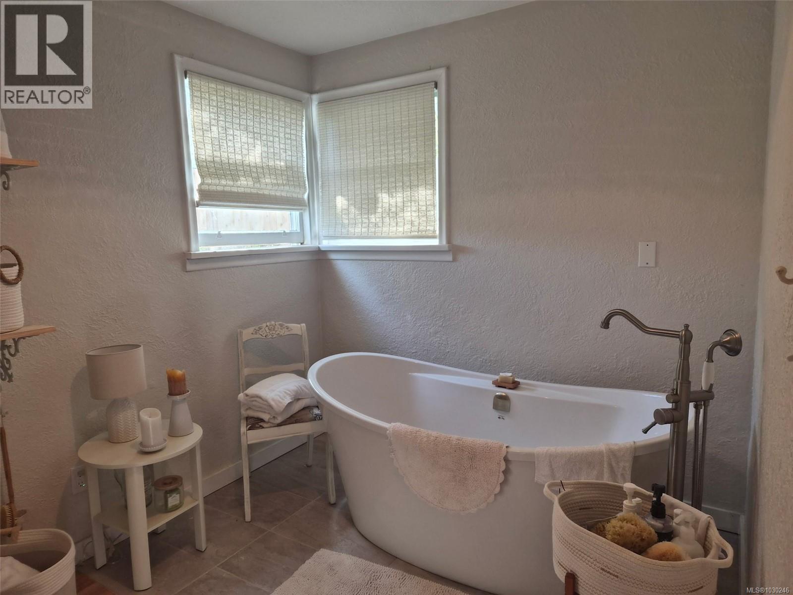 2942 Sherman Rd - 29