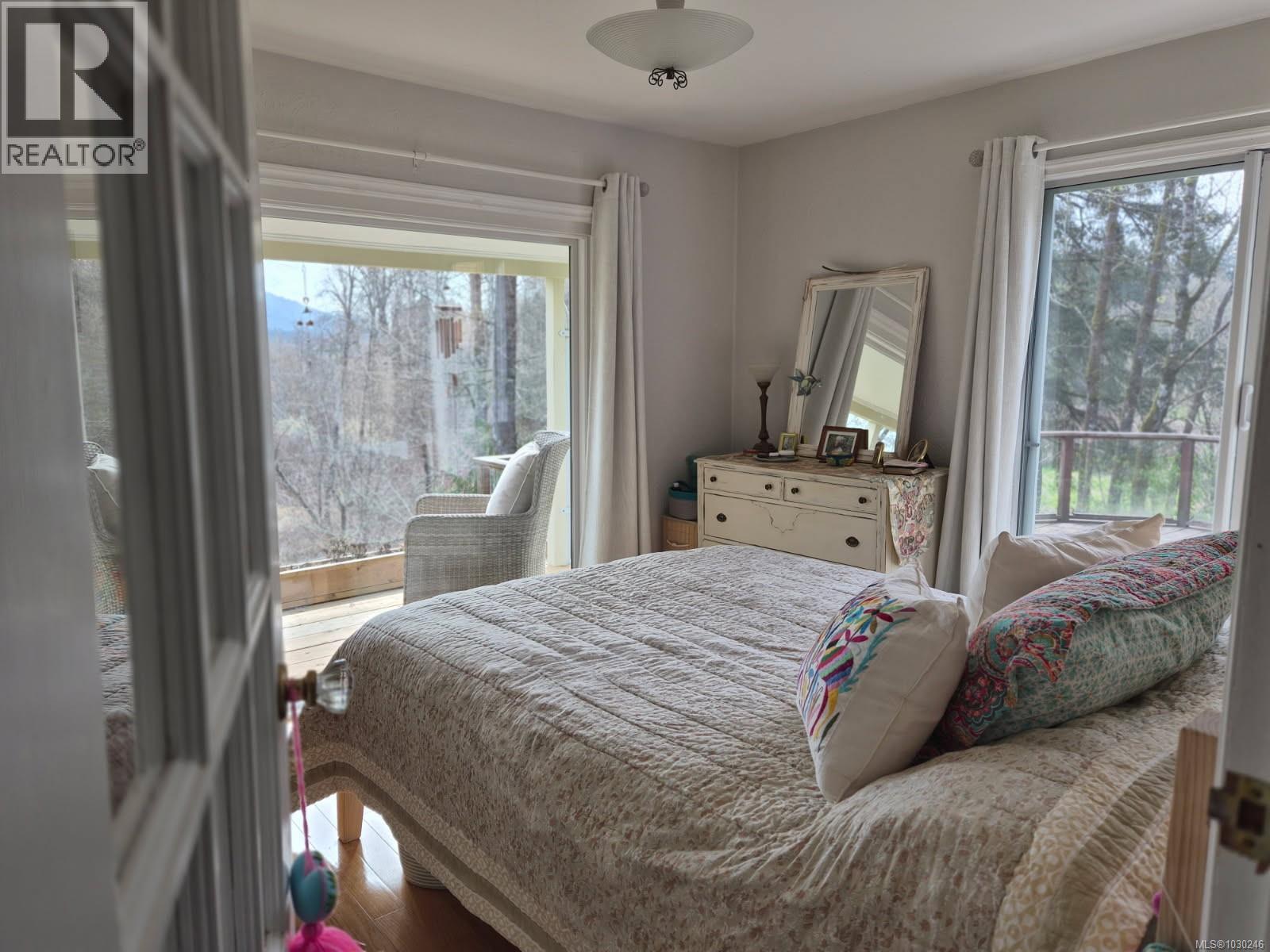 2942 Sherman Rd - 22