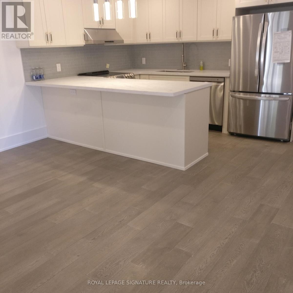 Photo of 594 Birchmount Road