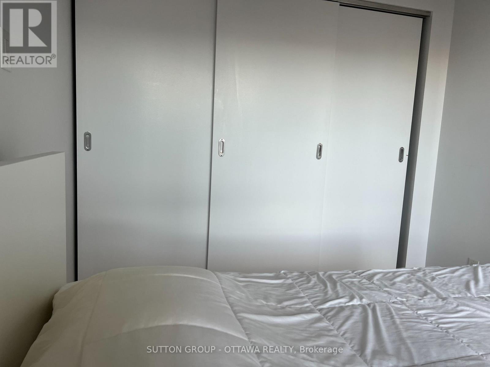 1 Bed, 1 Bath House for Rent in Ottawa – 1404 – 324 LAURIER AVENUE W, Ottawa – MLS# X13531938 - Image 11