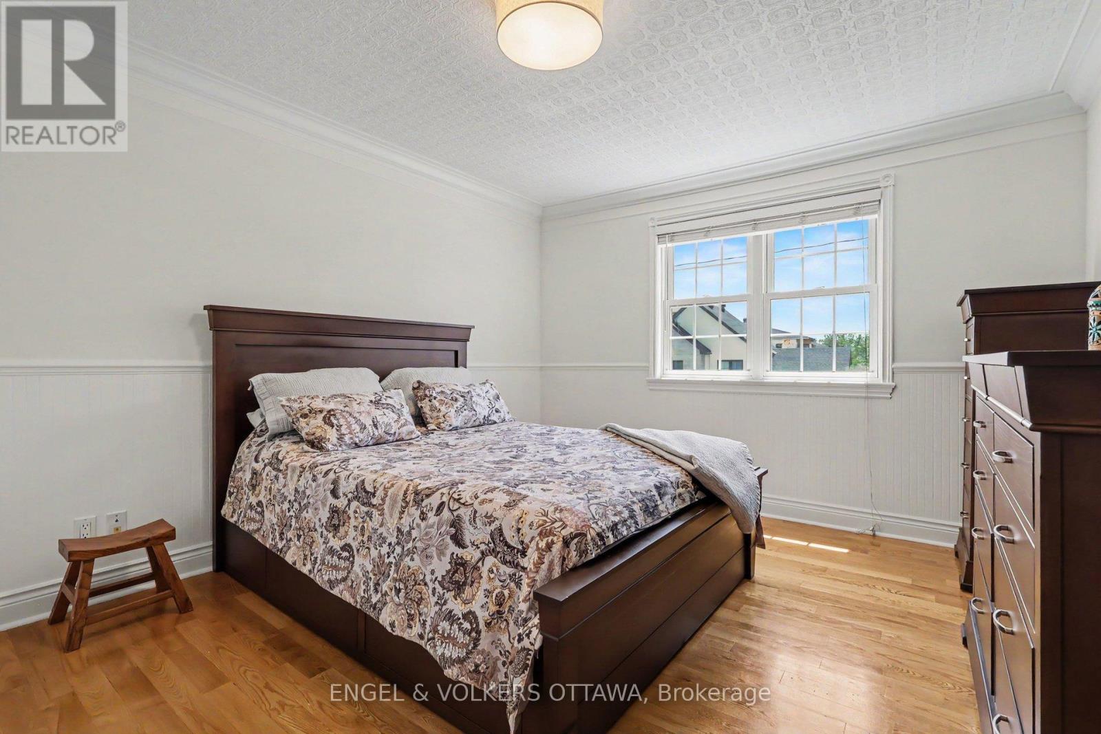 4 Bed, 4 Bath House for Sale in Ottawa – 101 IVY CRESCENT, Ottawa – MLS# X13532106 - Image 21