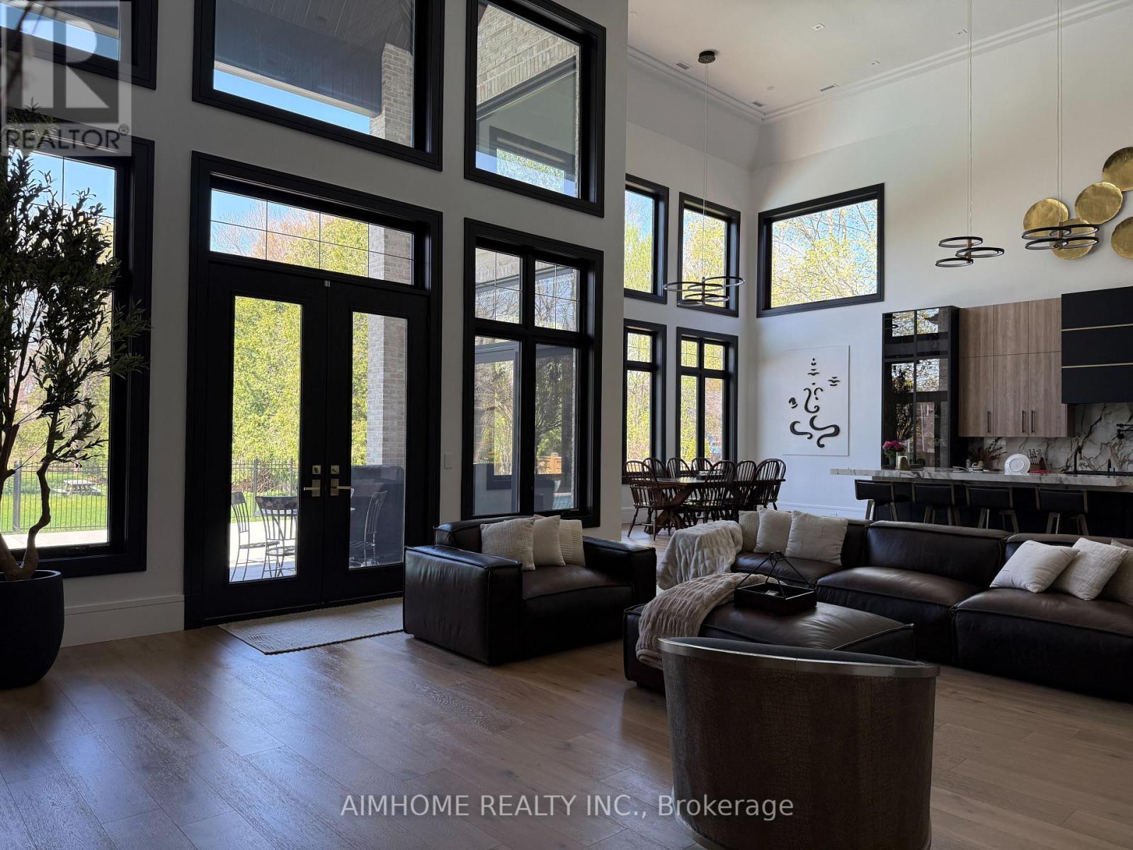 48 MAPLE GROVE AVENUE N - 5