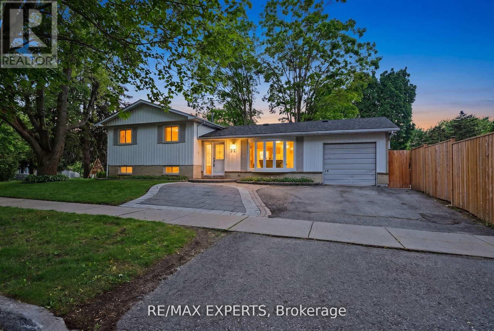 Listing photo of 32 OAK COURT