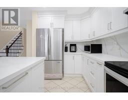 146 Crystalview Crescent, Brampton, ON L6P2R8 Photo 11