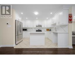 146 Crystalview Crescent, Brampton, ON L6P2R8 Photo 9