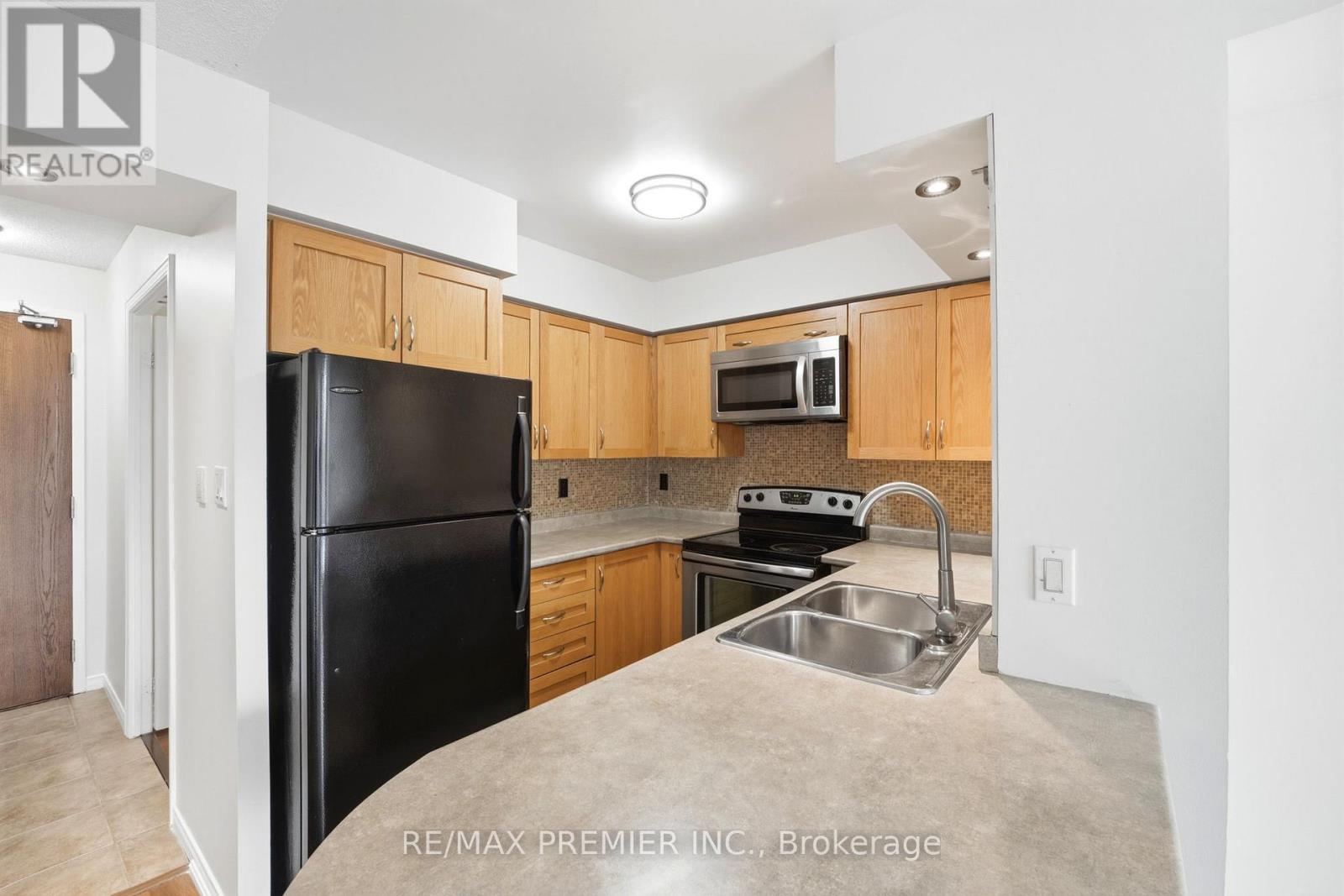#306 2772 KEELE STREET - 11