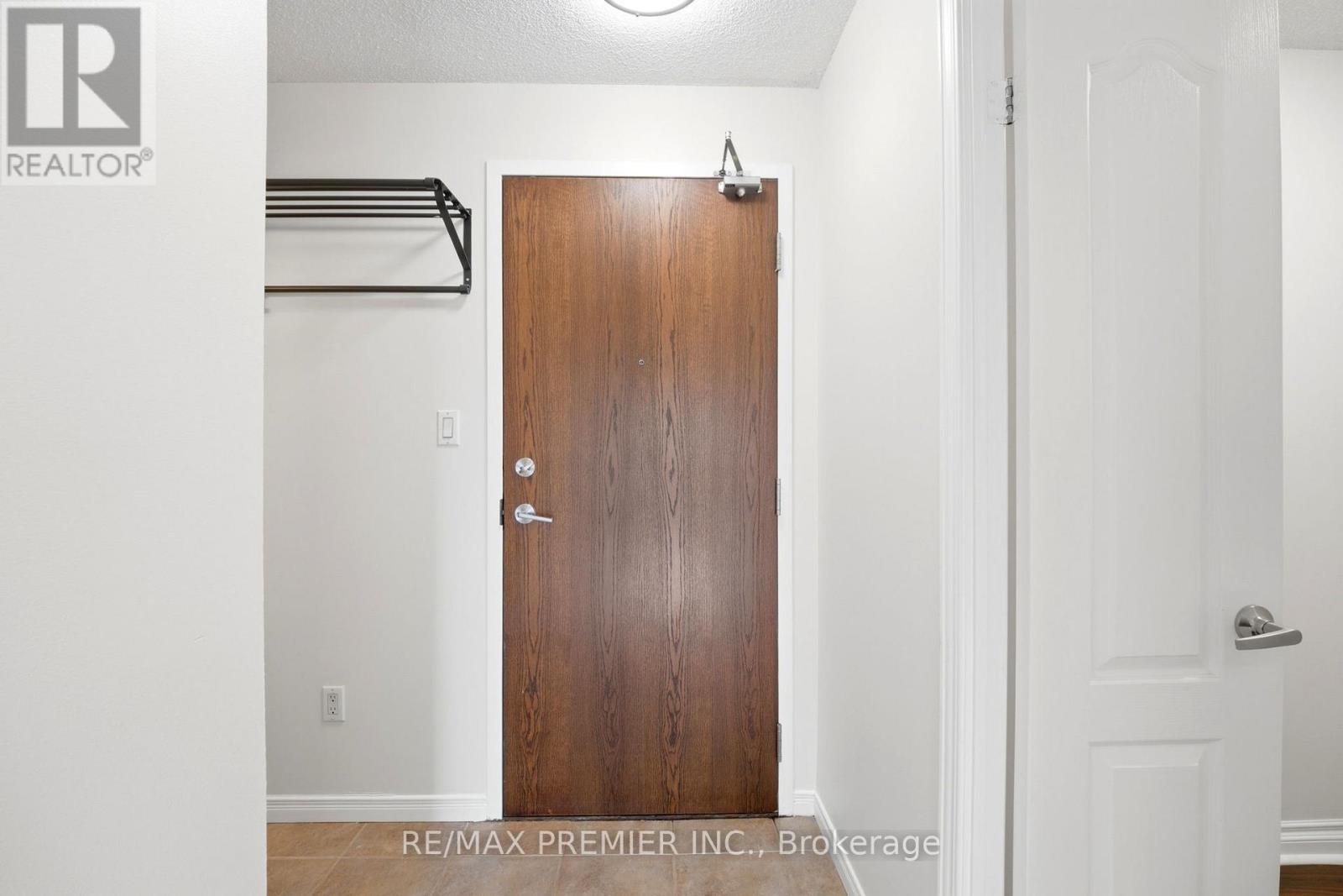 #306 2772 KEELE STREET - 5