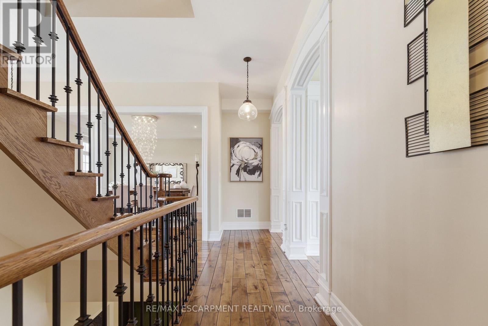 950 FREDONIA DRIVE - 23