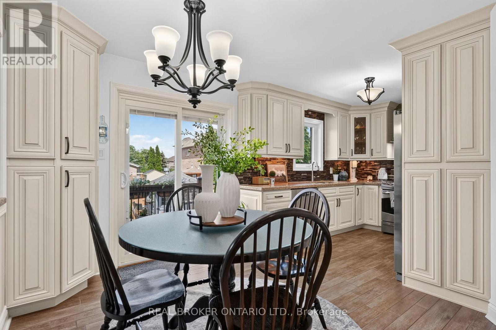 74 HARLEY AVENUE - 15