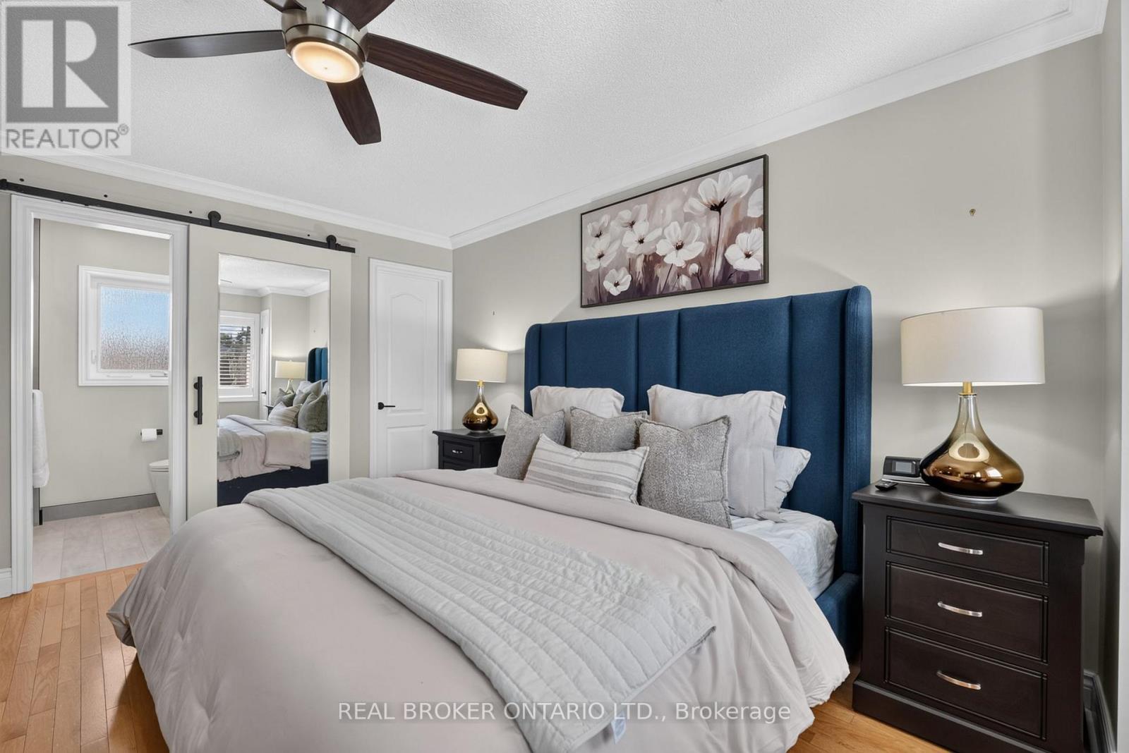 74 HARLEY AVENUE - 28