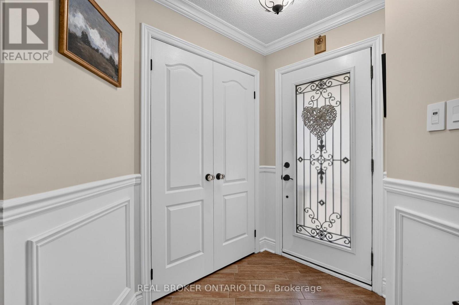 74 HARLEY AVENUE - 5