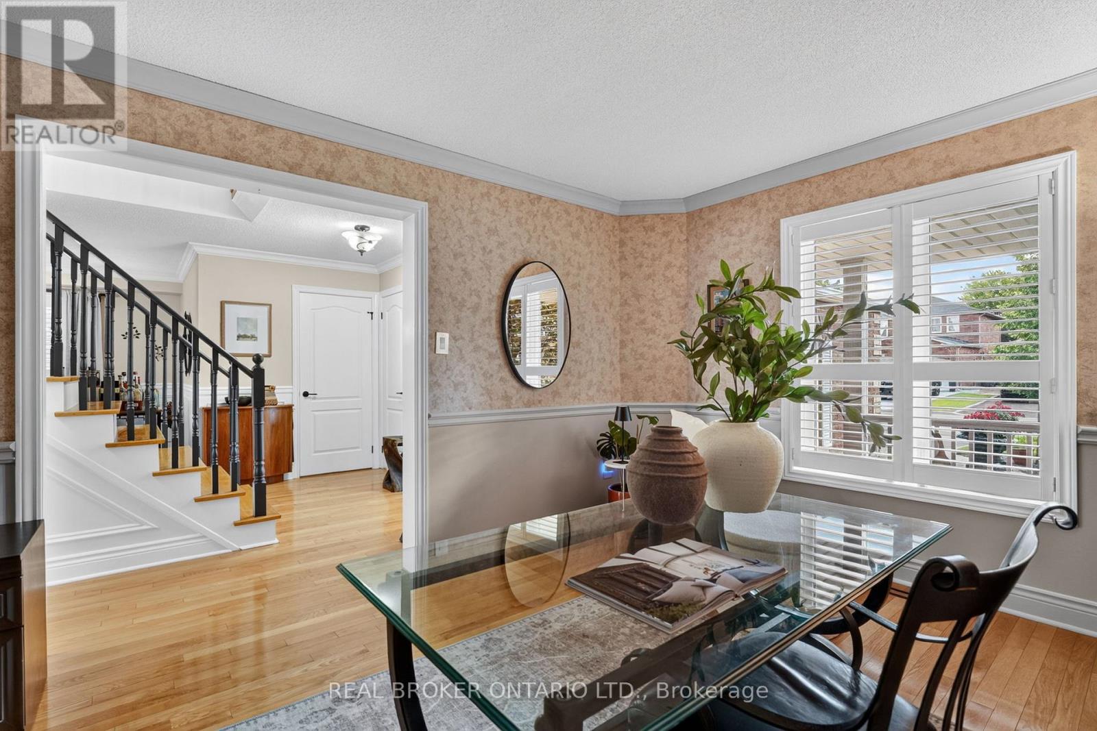74 HARLEY AVENUE - 8