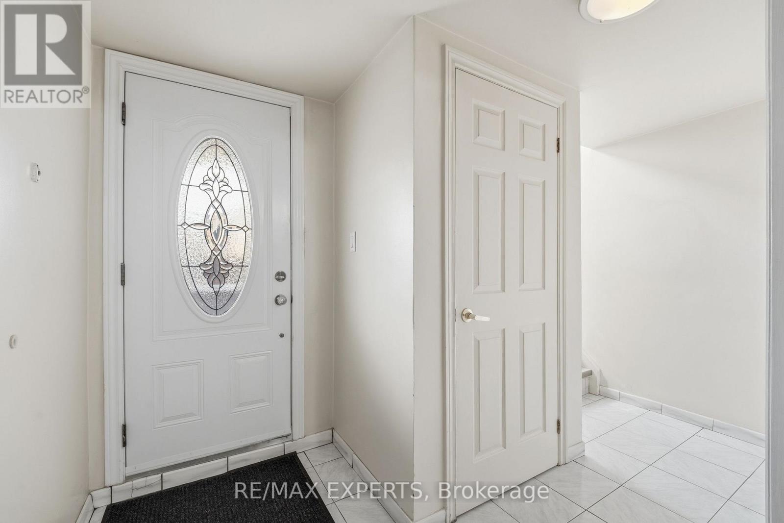 302 HULLMAR DRIVE - 19