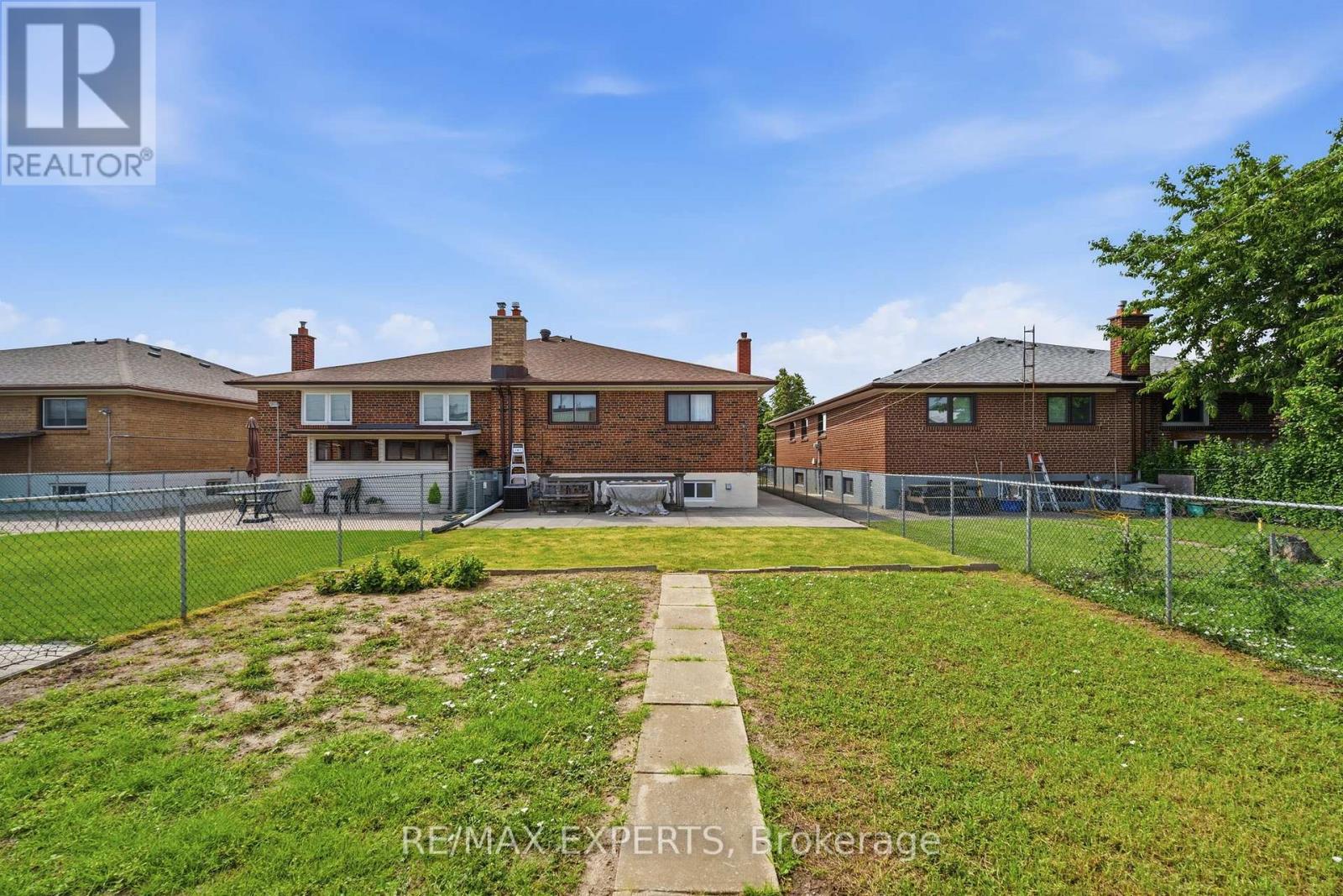 302 HULLMAR DRIVE - 27