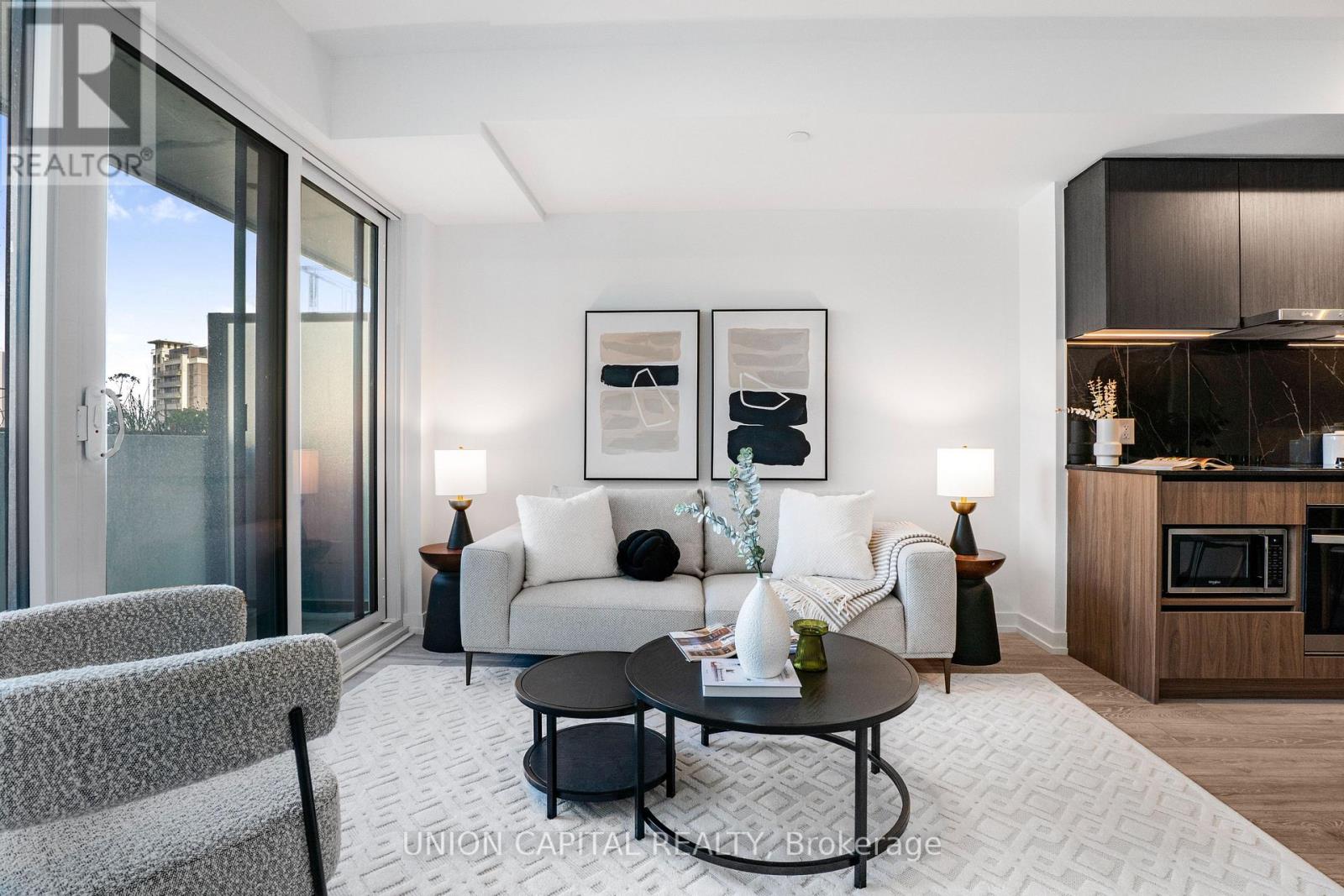 #835 1100 SHEPPARD AVENUE W - 4