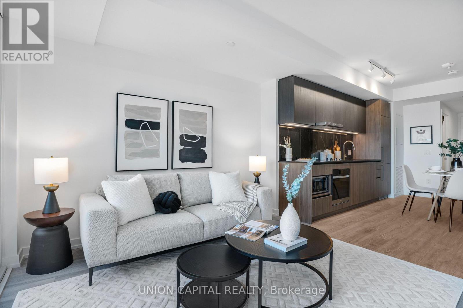 #835 1100 SHEPPARD AVENUE W - 5