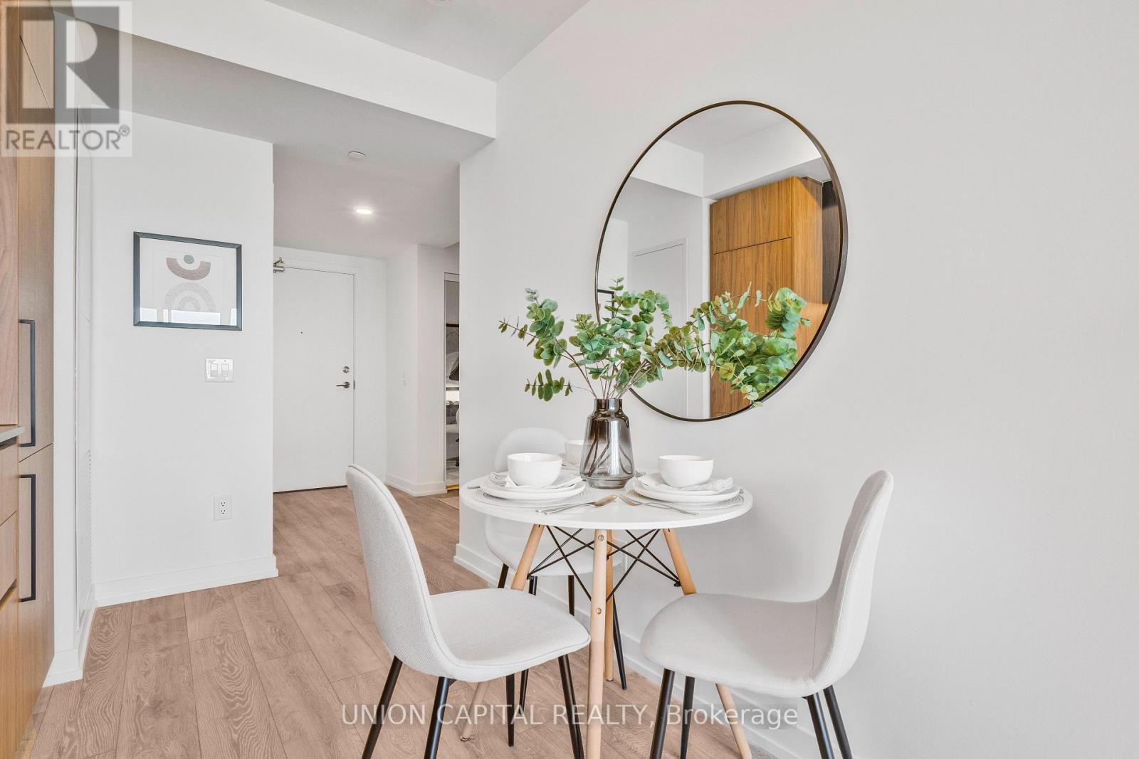 #835 1100 SHEPPARD AVENUE W - 8