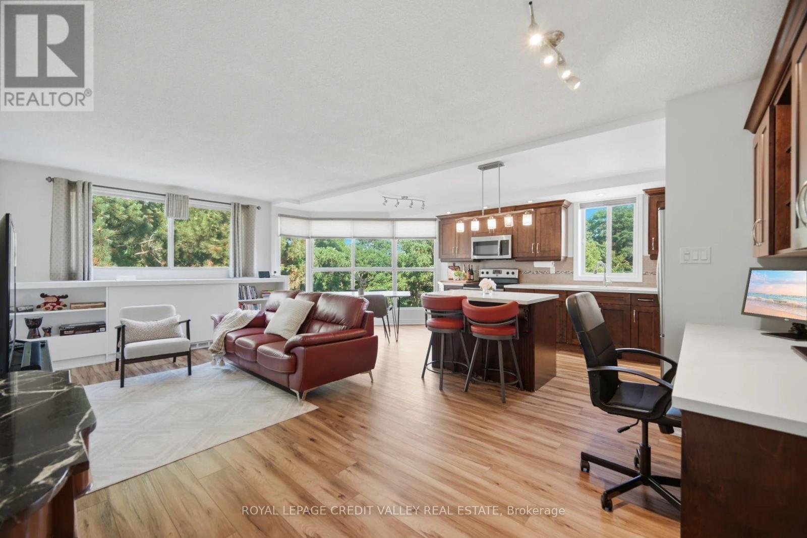 #407 8351 MCLAUGHLIN ROAD E - 11
