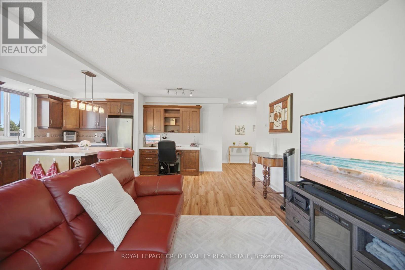 #407 8351 MCLAUGHLIN ROAD E - 15