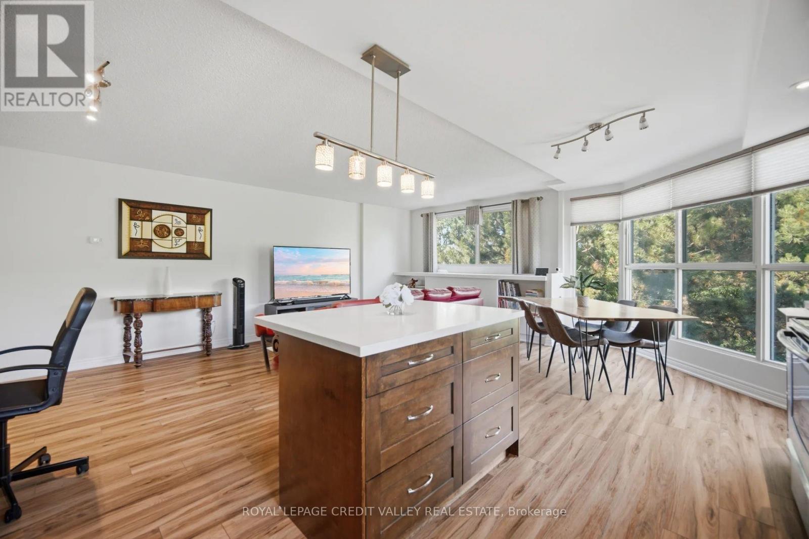 #407 8351 MCLAUGHLIN ROAD E - 18