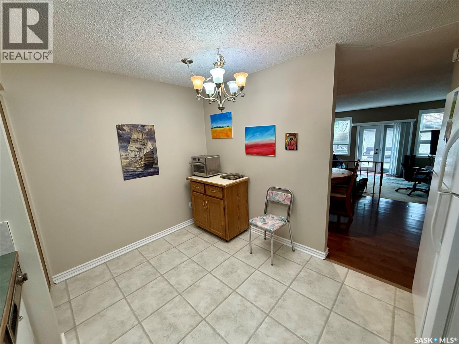 831 Seymour CRESCENT N - photo 4