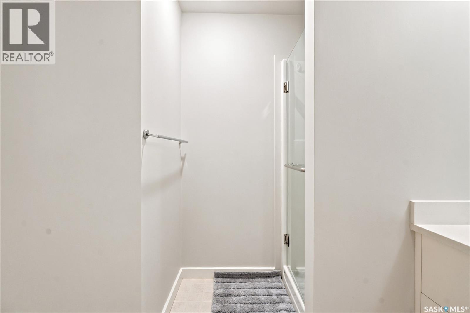 313 410 Ledingham WAY — photo 31