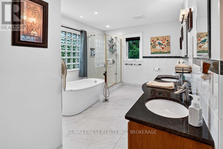 2038 VALLEYVIEW DRIVE - 31