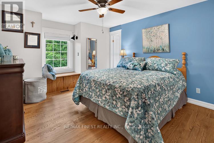 2038 VALLEYVIEW DRIVE - 35