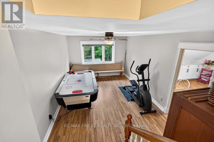 2038 VALLEYVIEW DRIVE - 37