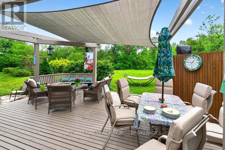 2038 VALLEYVIEW DRIVE - 43