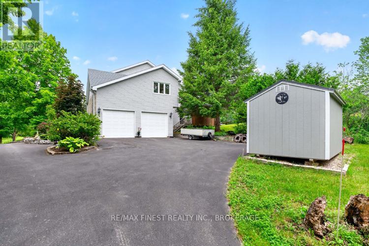 2038 VALLEYVIEW DRIVE - 47